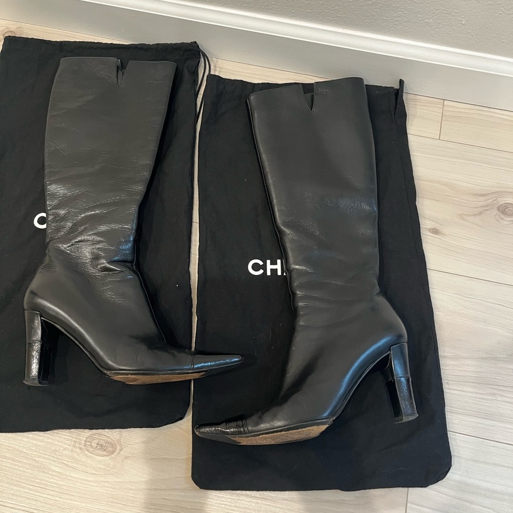 CHANEL Black Heeled Leather Boots size 7 - Picture 2 of 9